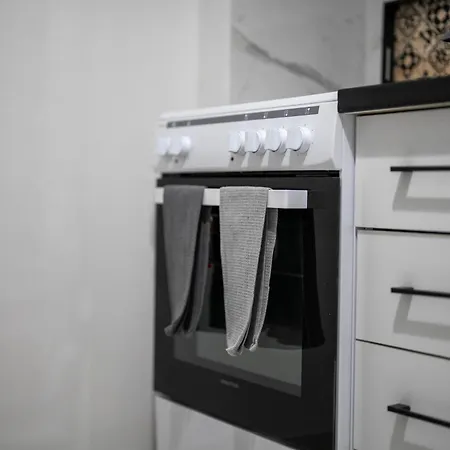 아파트 Del Sol 6 Meteora Luxurious Family *